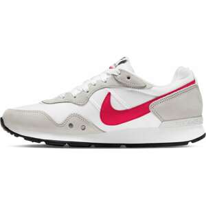 Nike Sportswear Rövid szárú edzőcipők 'Venture Runner'  fehér / piros / teveszín
